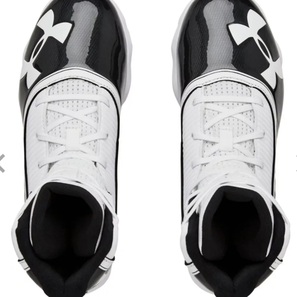 Under Armour Highlight RM Jr. Football Cleats